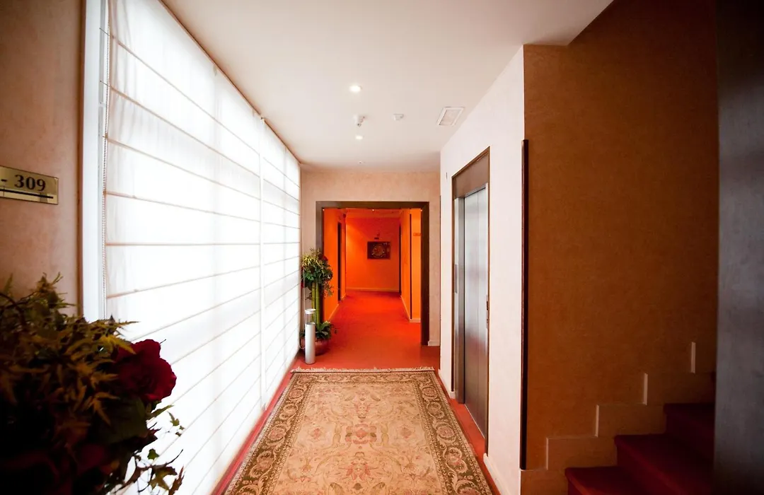 Hotel Cordón-1