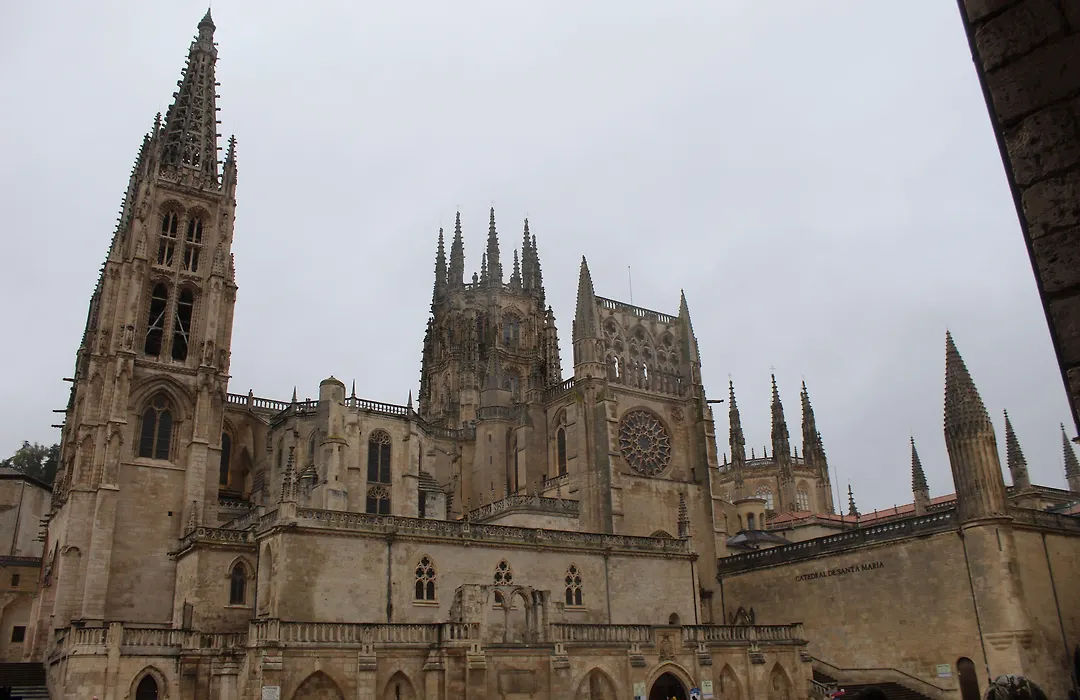 Mola! Hostel Burgos-1